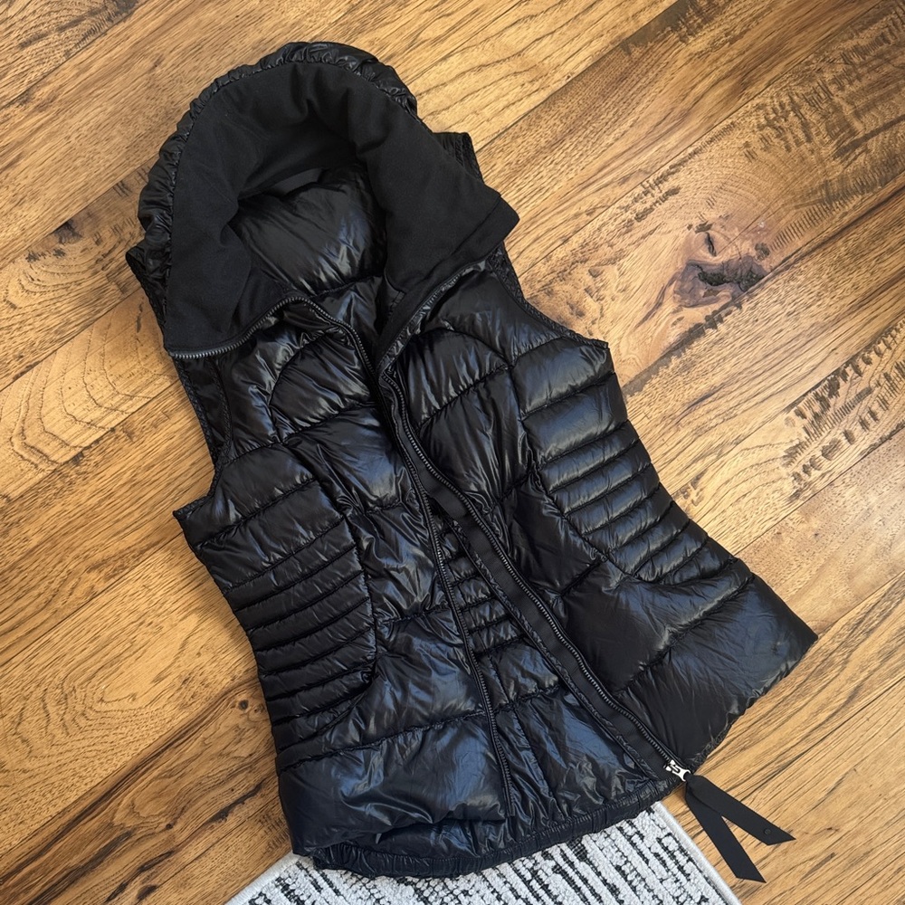 Lululemon Black Puffer Vest 4